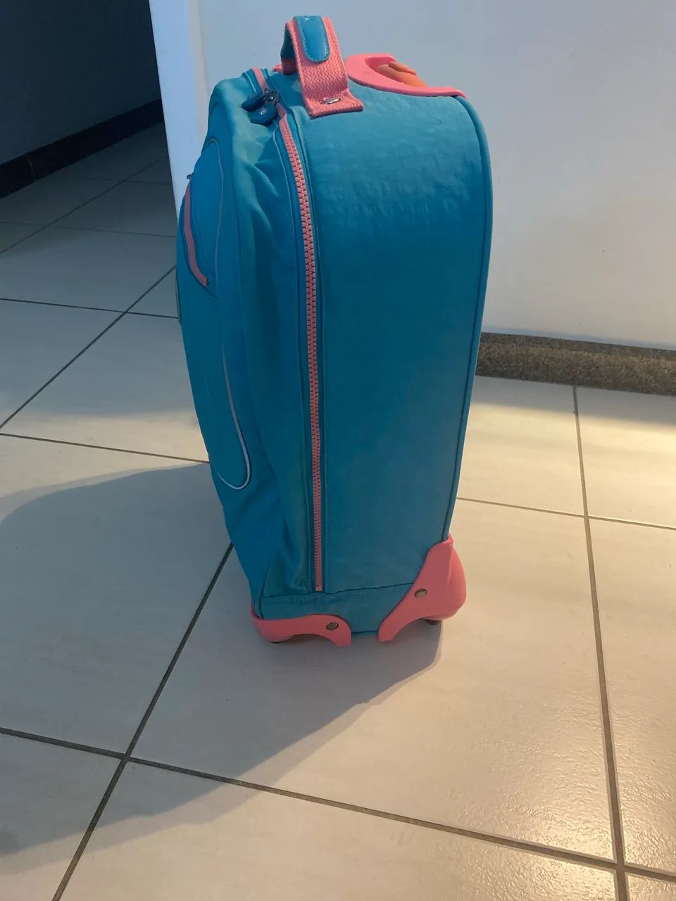 Mochila de rodinhas kipling original  - Foto 2