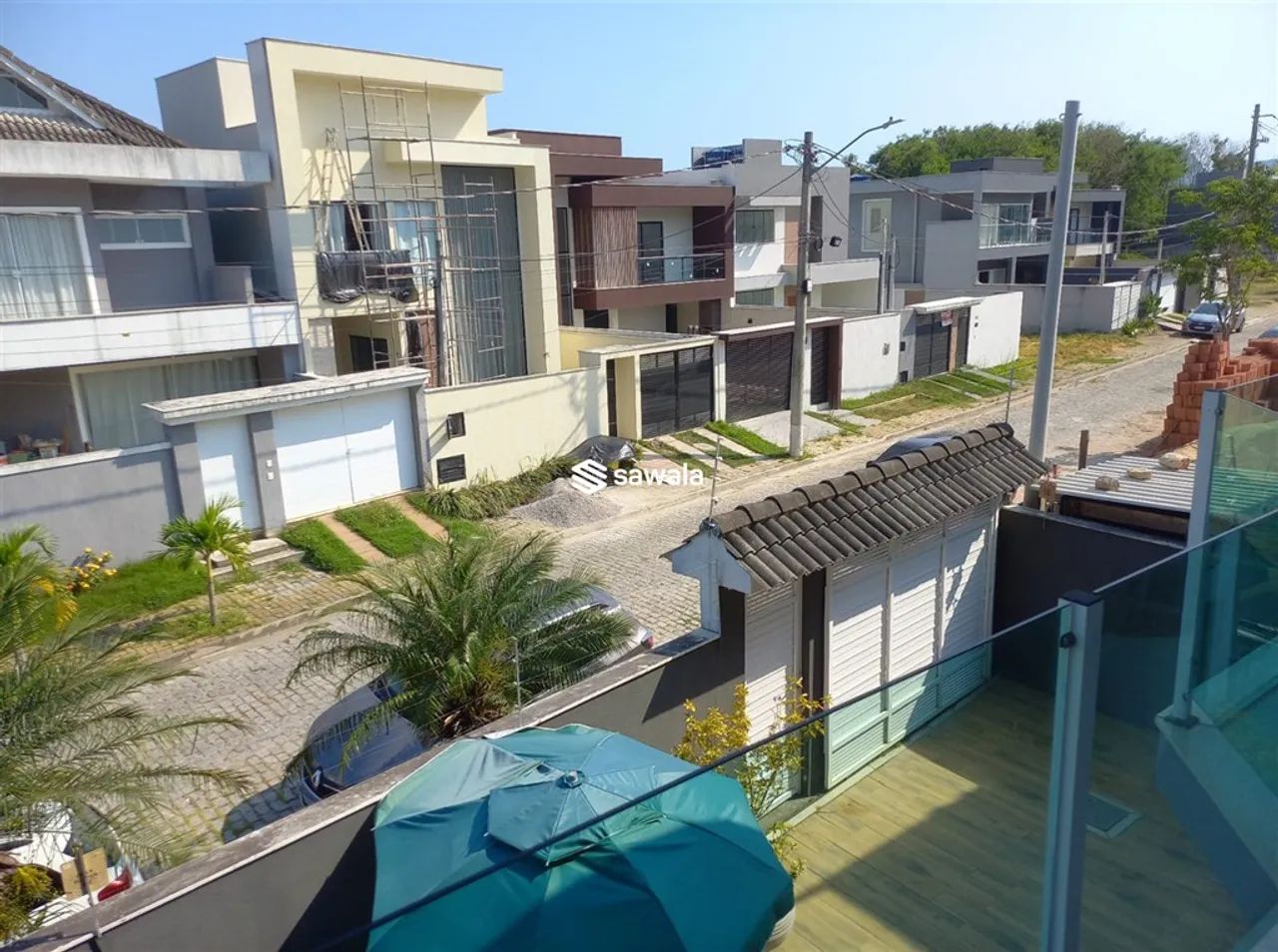 Linda casa com 3 pavimentos, com piscina - Foto 4