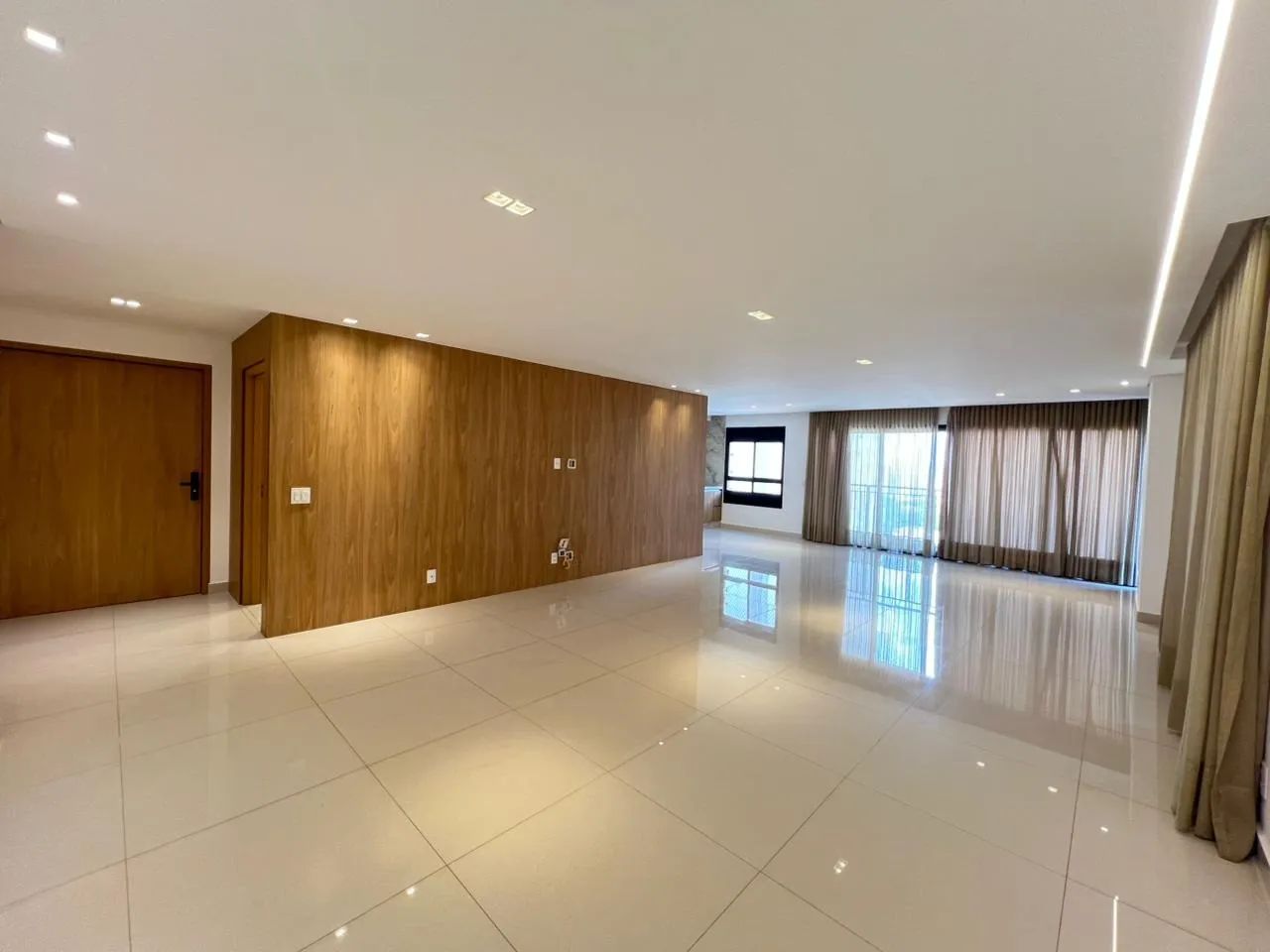 Apartamento no Setor Marista com 4 quartos