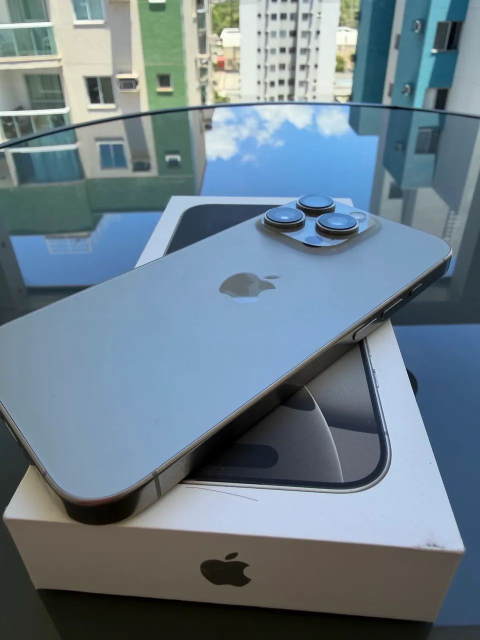 iPhone 16 PRO - Foto 3