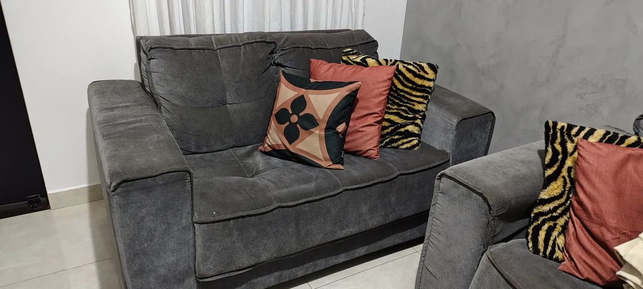 Sofá Suede cinza 2 e 3 lugares - Foto 2
