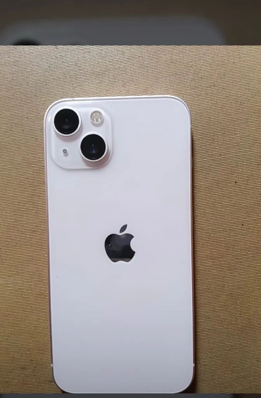 Vende-se IPhone 13 rosa - Foto 2