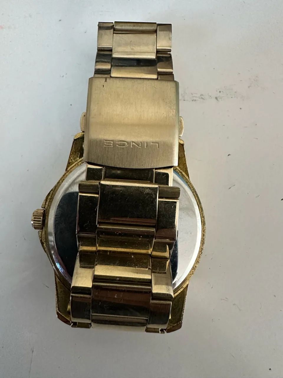 Relógio Line Dourado Novíssimo  - Foto 3