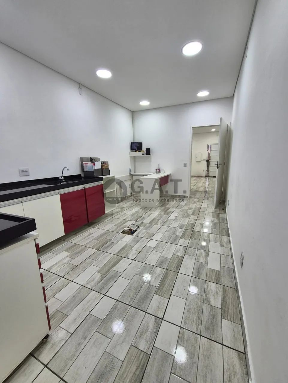 Sala Comercial para Locação na Vila Nova Sorocaba, 42m², Imperdível!