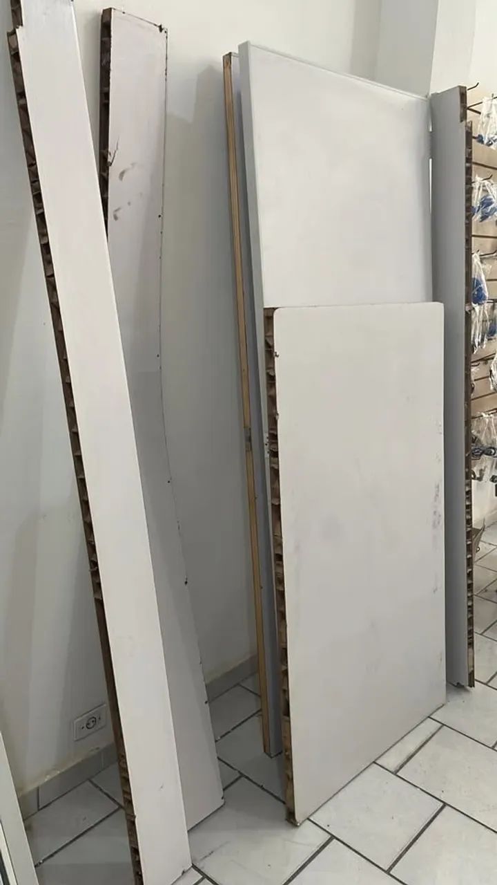 DIVISÓRIA COM PORTA - Foto 2