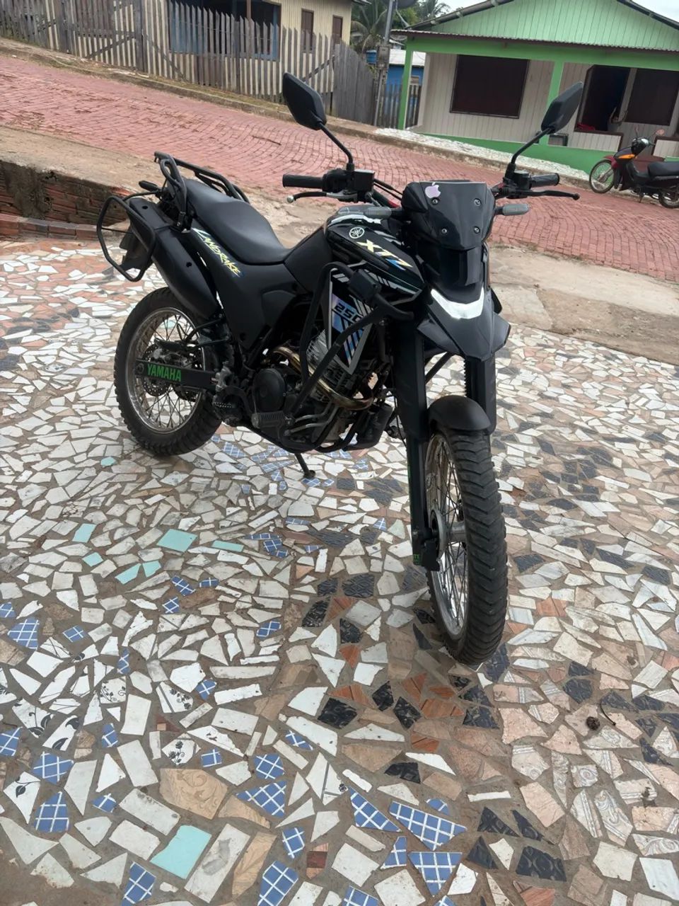 Vende-se protetor de farol lander 25/26 - Foto 2