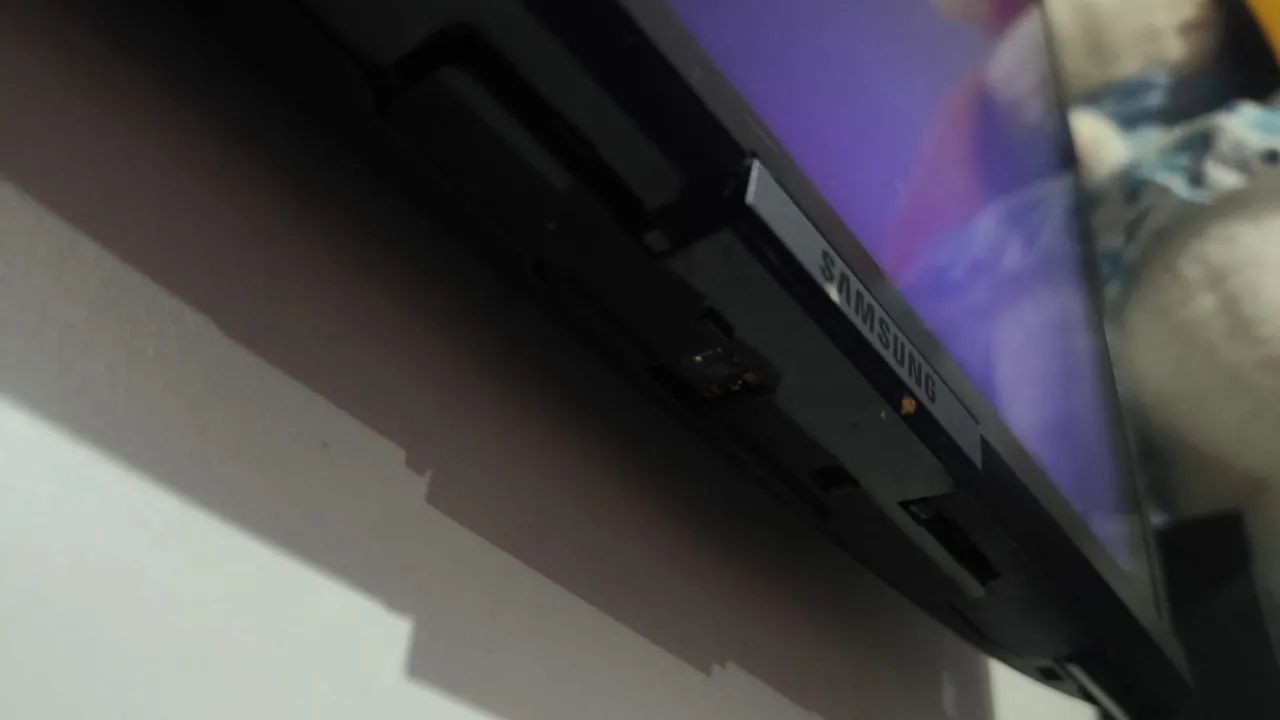 Vendo TV Urgente- Valor a negociar  - Foto 3