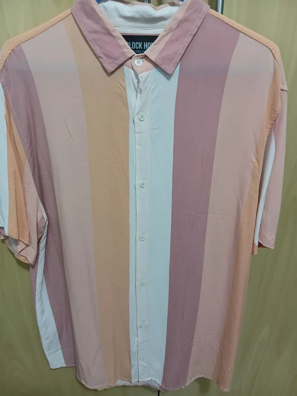 Camisa listrada manga curta