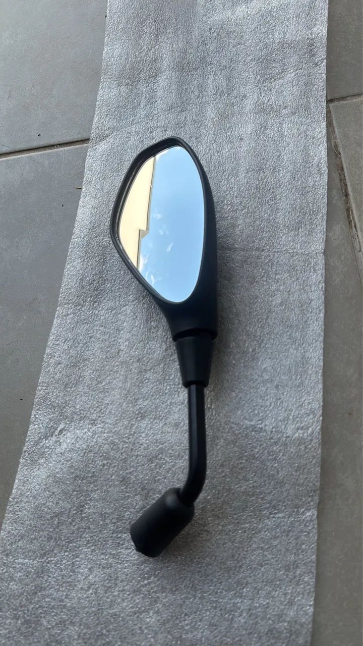 RETROVISOR F800  (Só o lado ESQUERDO) - Foto 4
