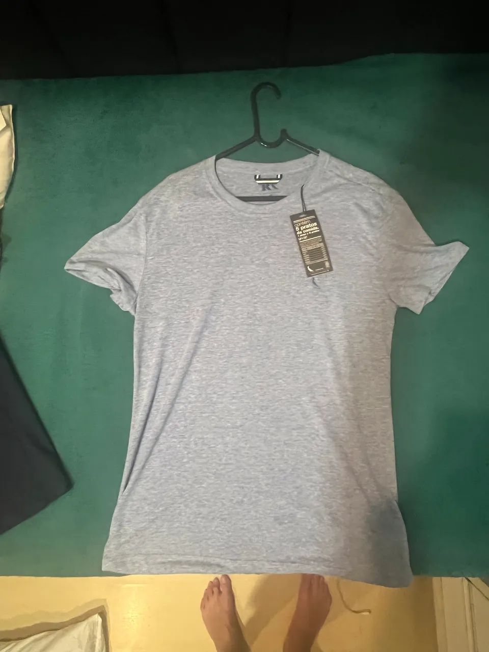 Camiseta Reserva azul nunca usada!