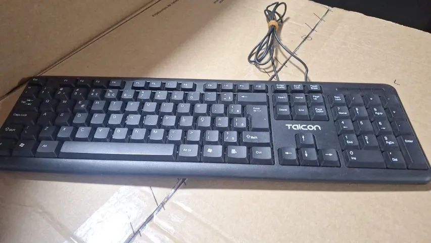Teclados USB usados Logitech Genius Multilaser e outros - Foto 2