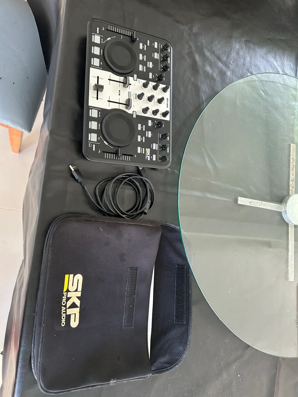 Vendo mesa controladora dj