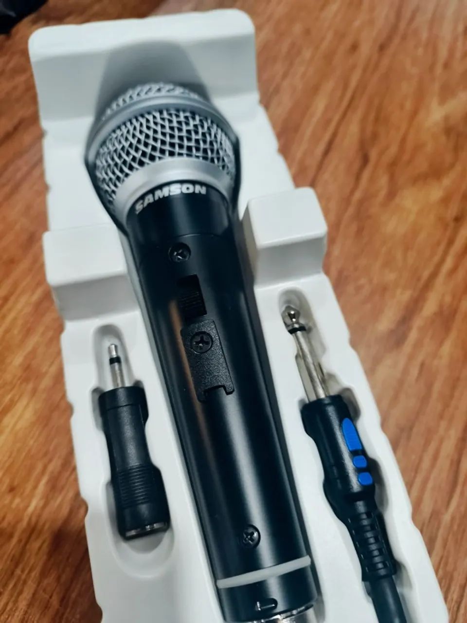Microfone Dinâmico Samson R21S - Foto 4