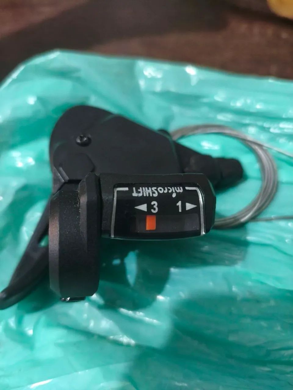 Passadores Microshift e pedal clip Absolute - Foto 3