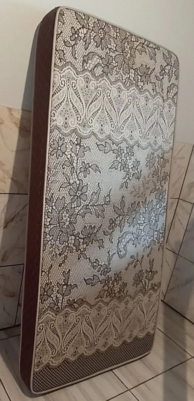 Colchão Conservado - Foto 2