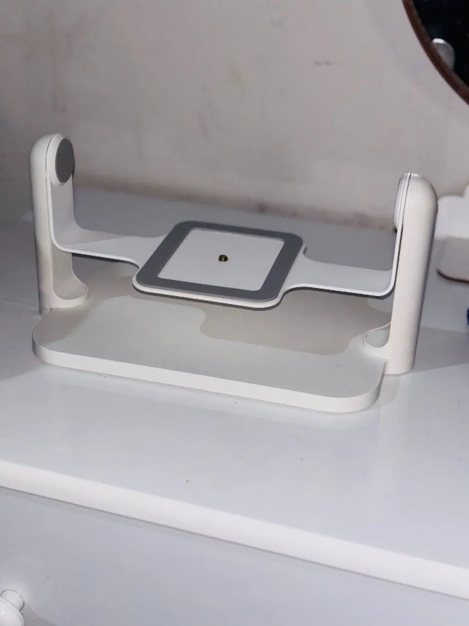 Projetor Bettdow Ac 1060 branco - Foto 3