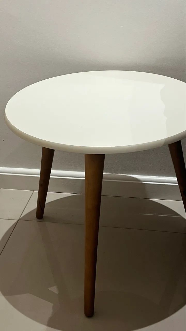 Mesa de canto 