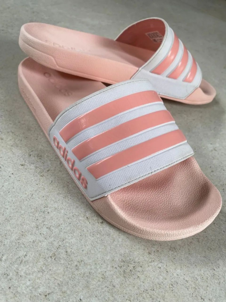 chinelo adidas adilette shower rosa - Foto 2