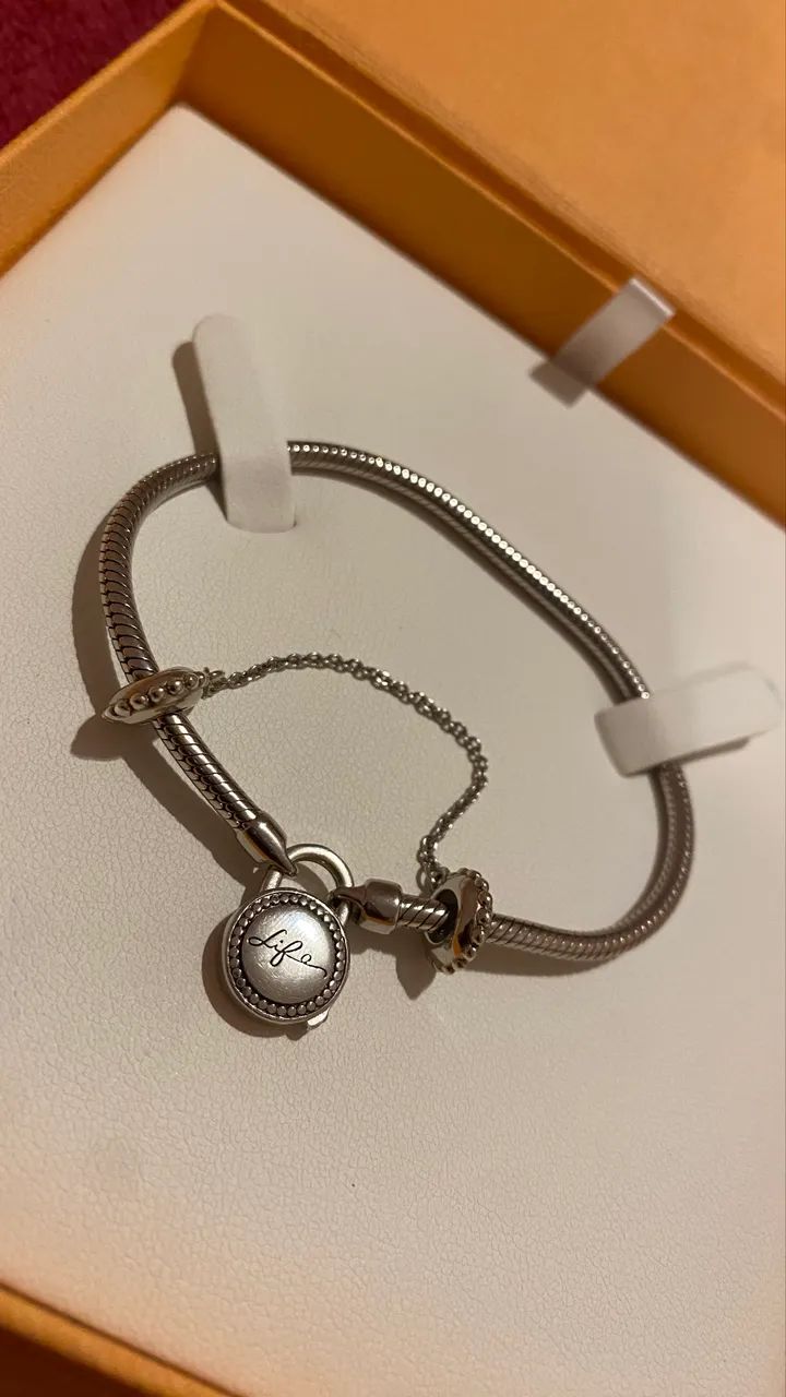 PULSEIRA LIFE CADEADO EM PRATA 925