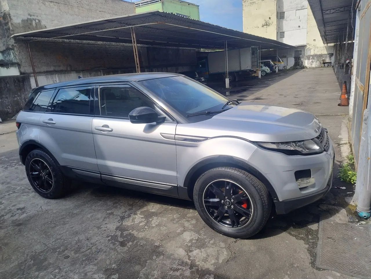 Land Rover Range Rover Evoque Pure 2.0 Aut. 5P 2014