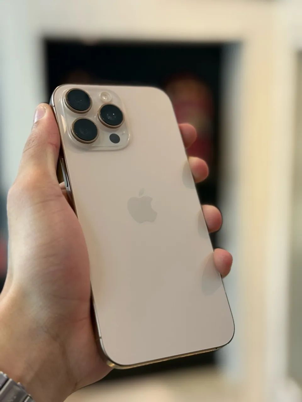 IPhone 16 Pro Max 256GB - Desert Titanium  - Foto 2
