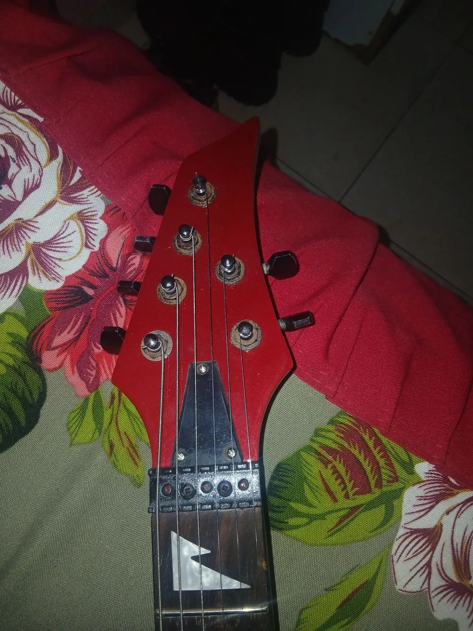 Guitarra + pedais - Foto 5