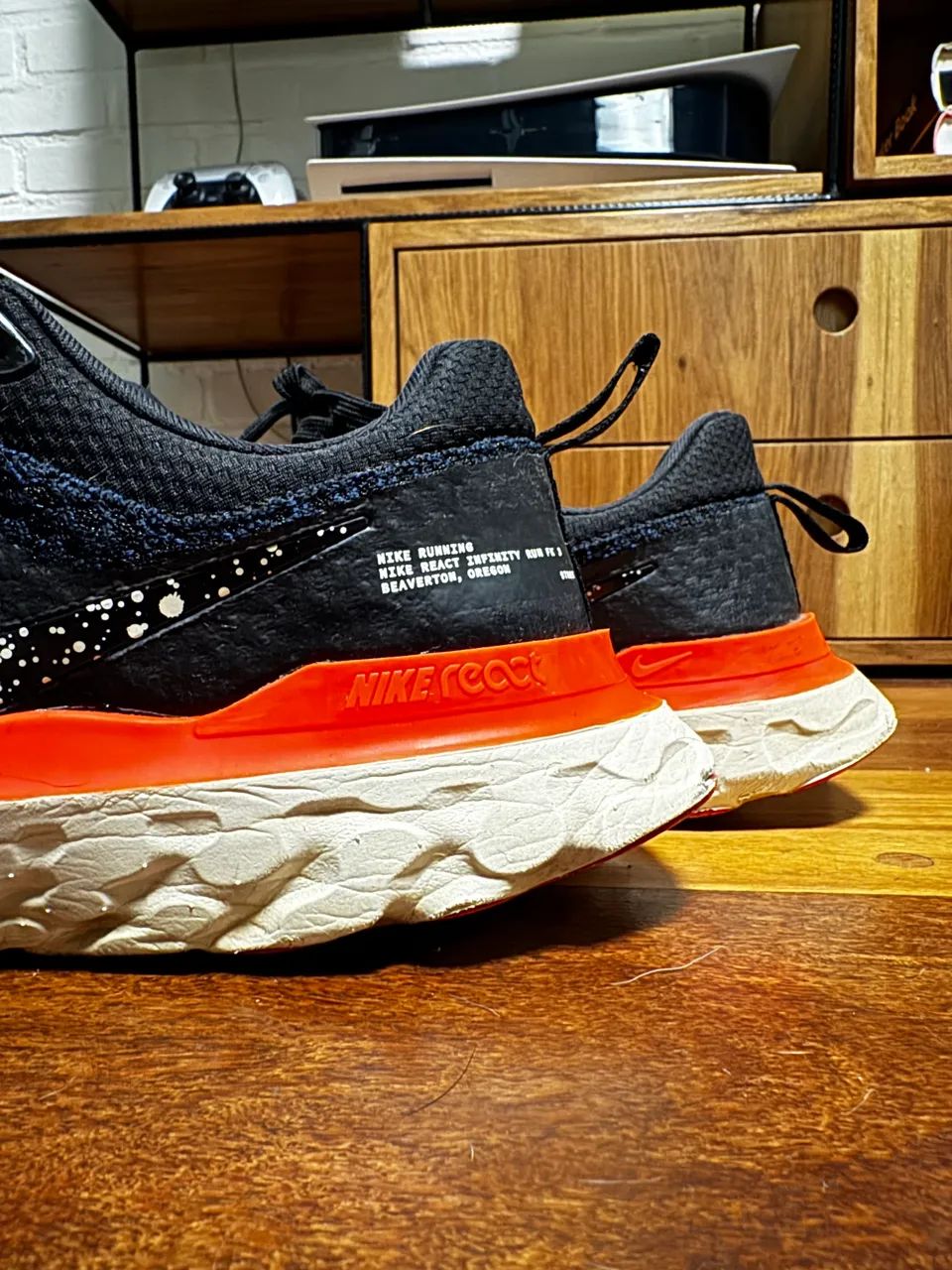Tênis Nike Infinity React - Foto 3