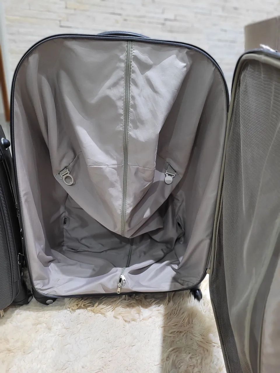 Kit 2 malas de viagem lansay originais  - Foto 5