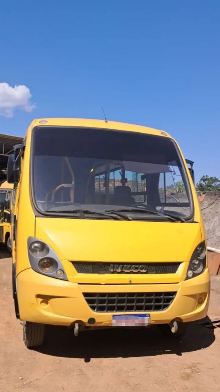 Micro-onibus 30 lugares iveco cityclass 70c17  30