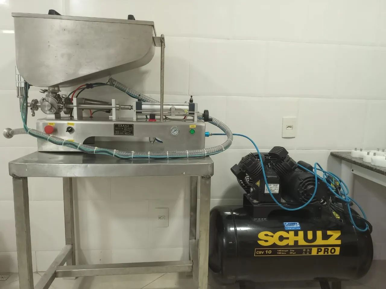 Vendo dosadora e compressor