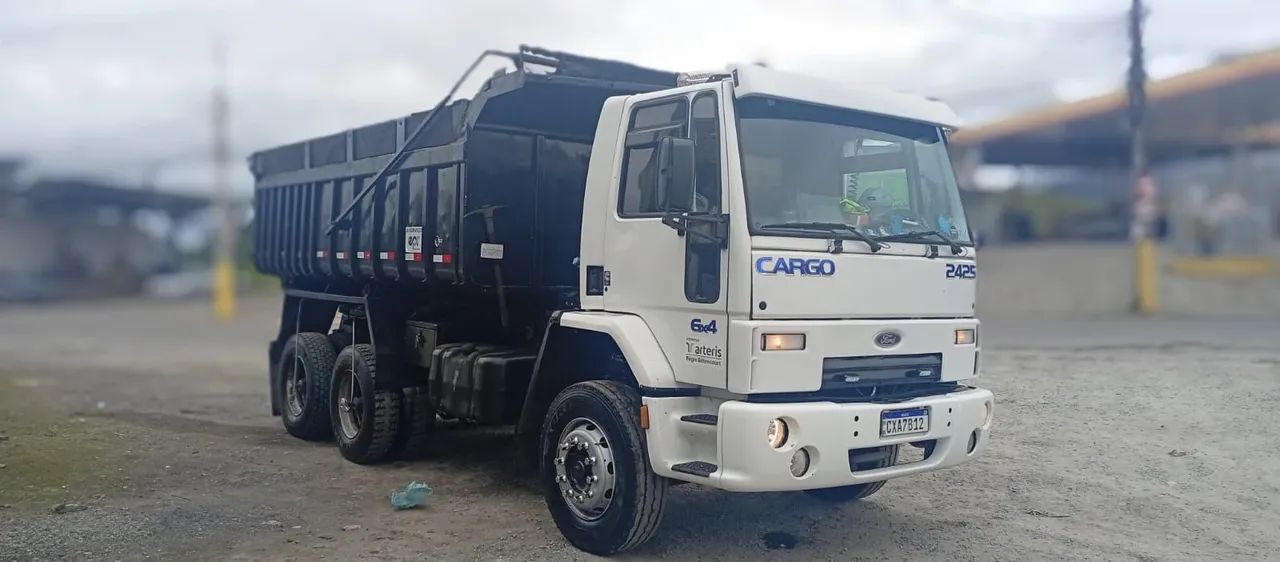 Ford cargo  2425 caçamba traçado