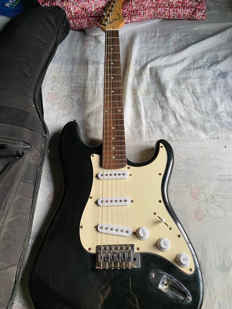 VIOLÃO E GUITARRA  - Foto 2