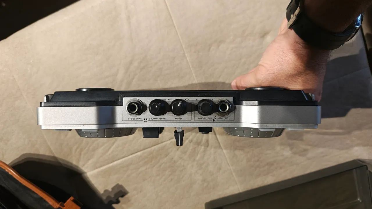 controladora dj Hércules mk4 - Foto 3