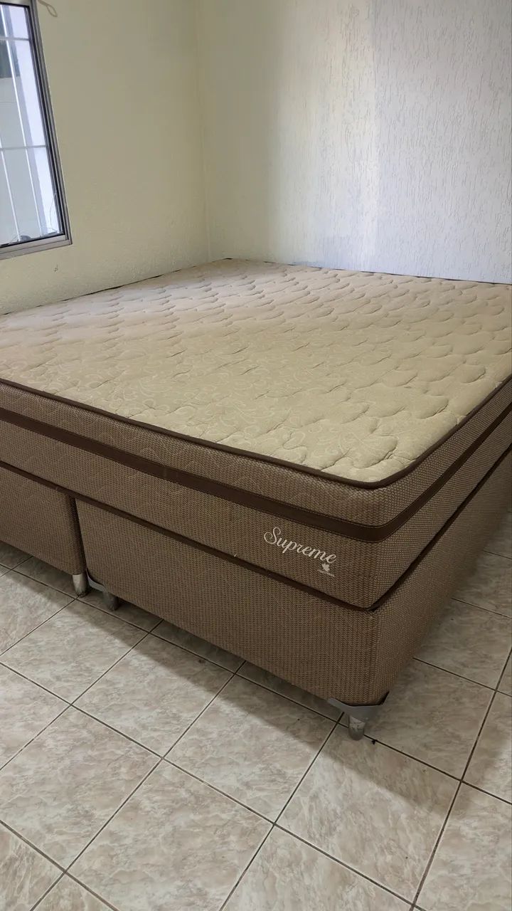 Cama King size