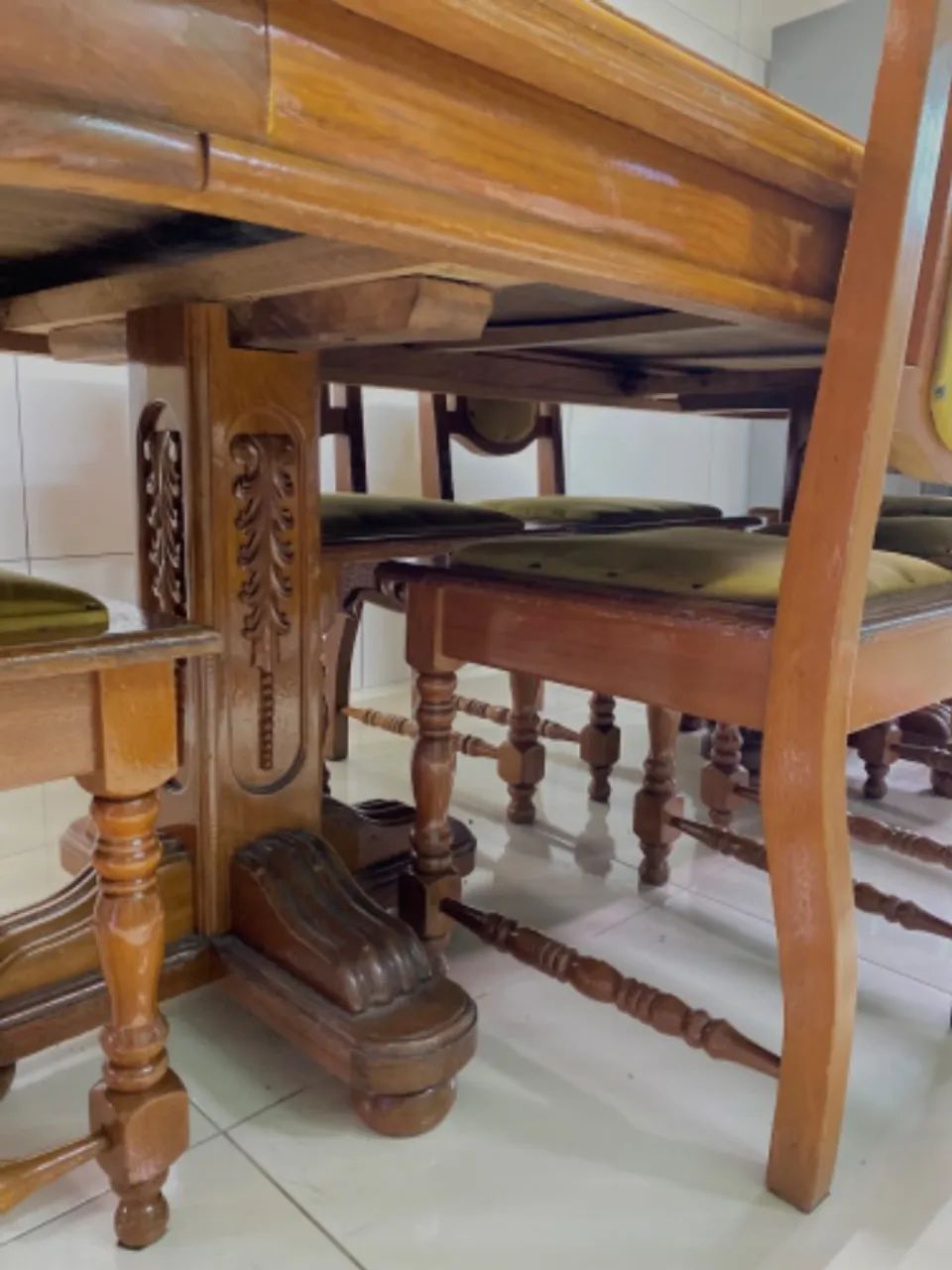 Mesa madeira maciça elegante  - Foto 4