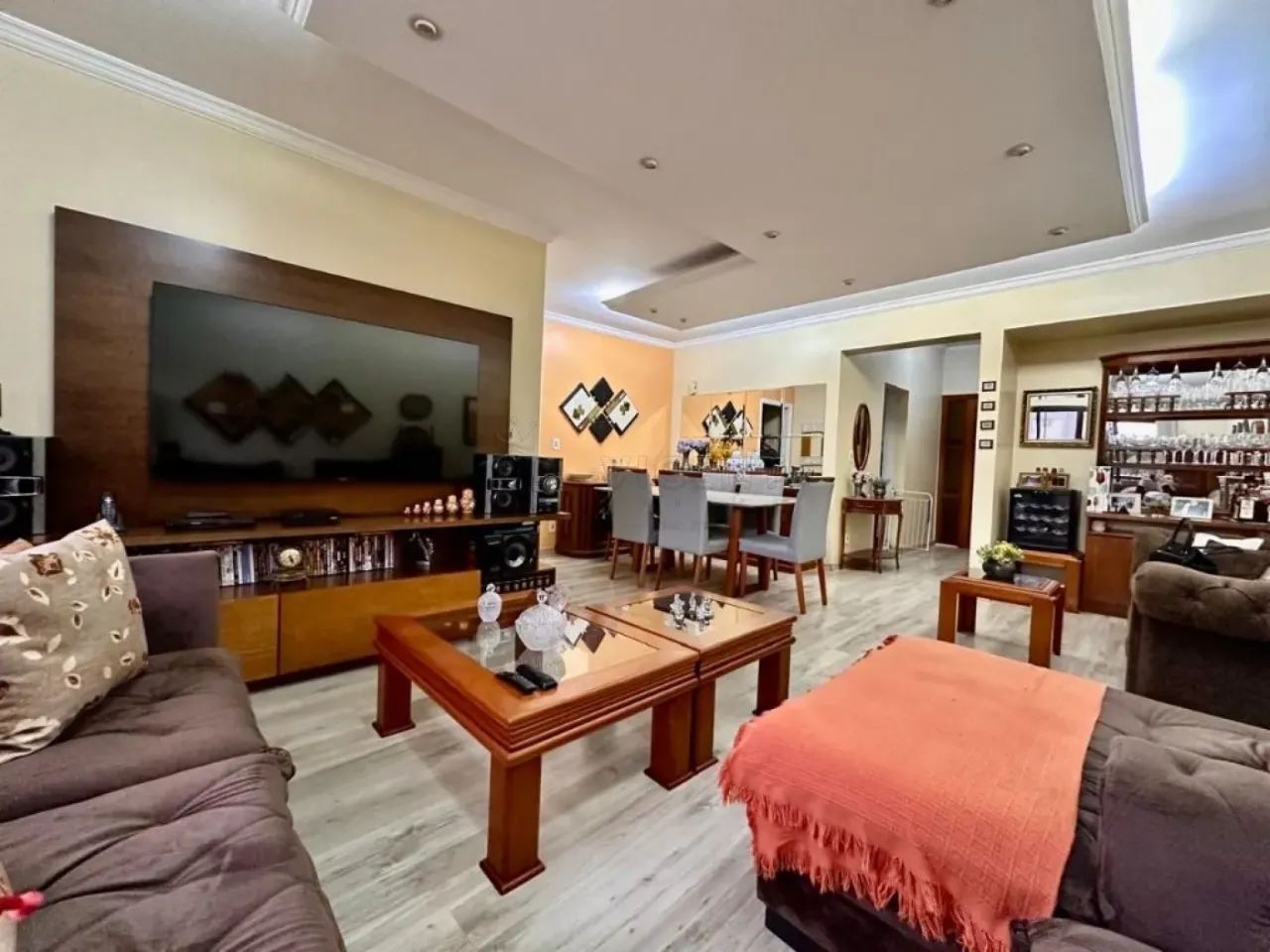 Apartamento á venda no Edifício Via Veneto em Jundiaí/SP