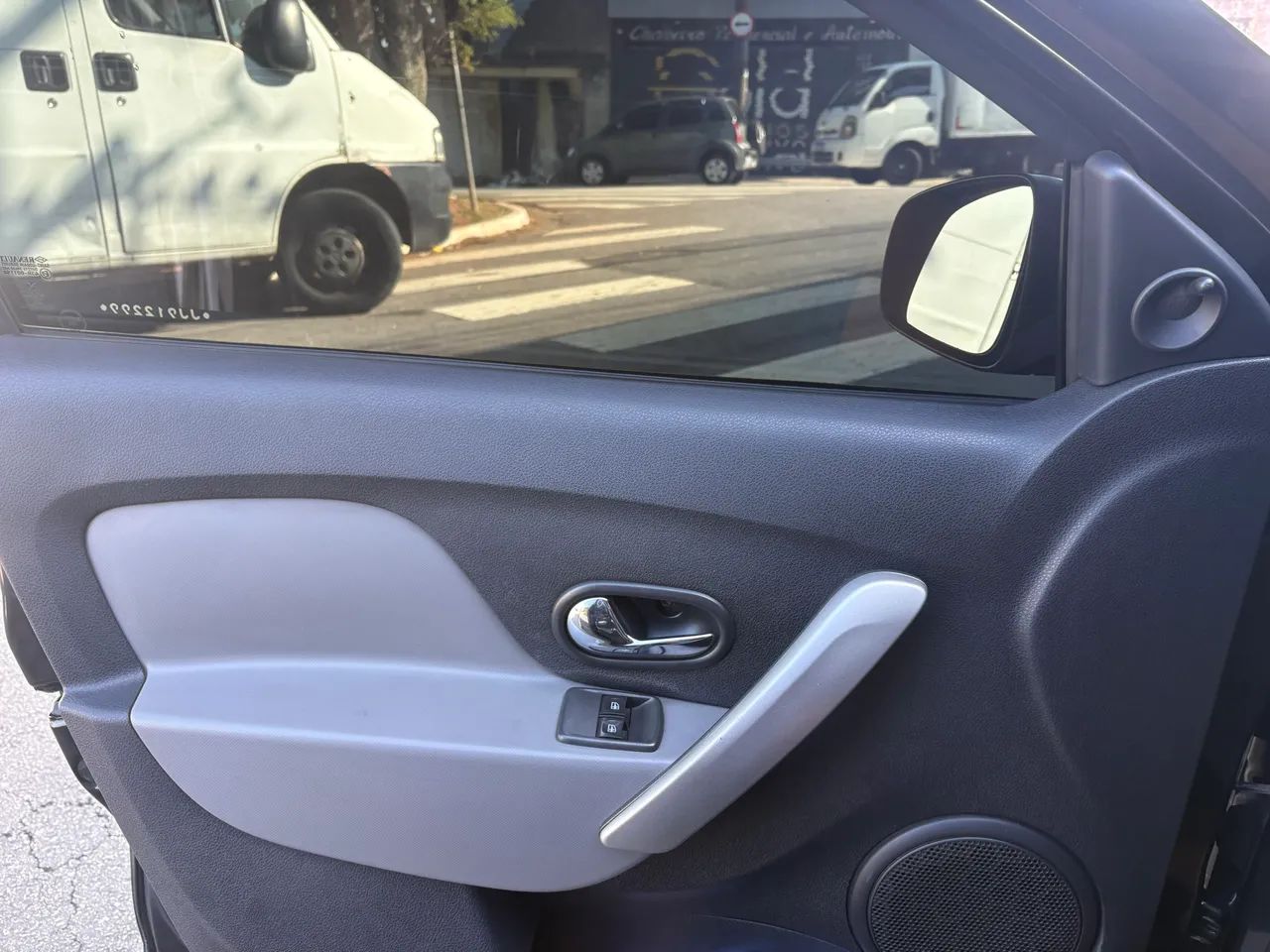 Renault Logan Expression Flex 1.0 12V 4P 2018 - Foto 3