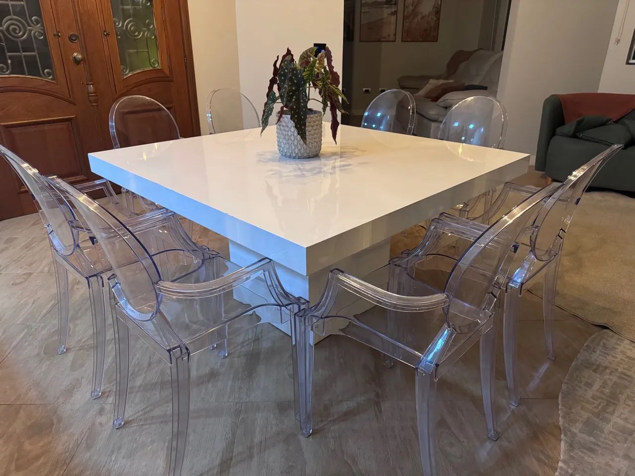 Mesa 1,40x1,40 excelente estado ( com opção de cadeiras) - Foto 3