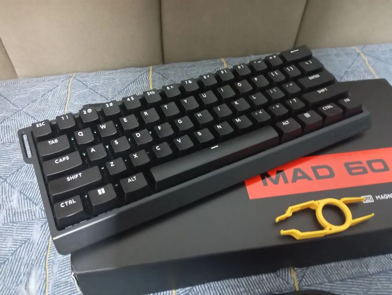 Teclado magnético mad 60he  - Foto 2