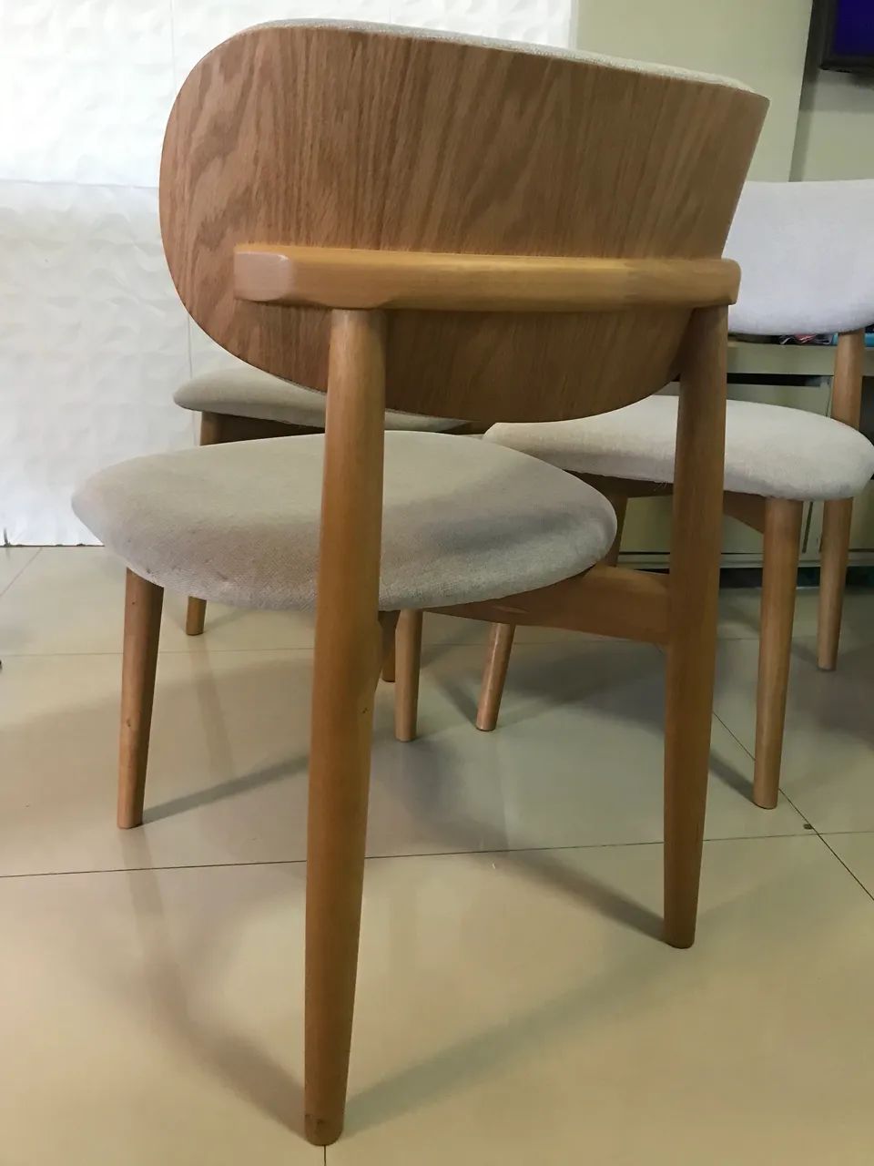 Jogo sala jantar ( mesa com 6 cadeiras) - Foto 4