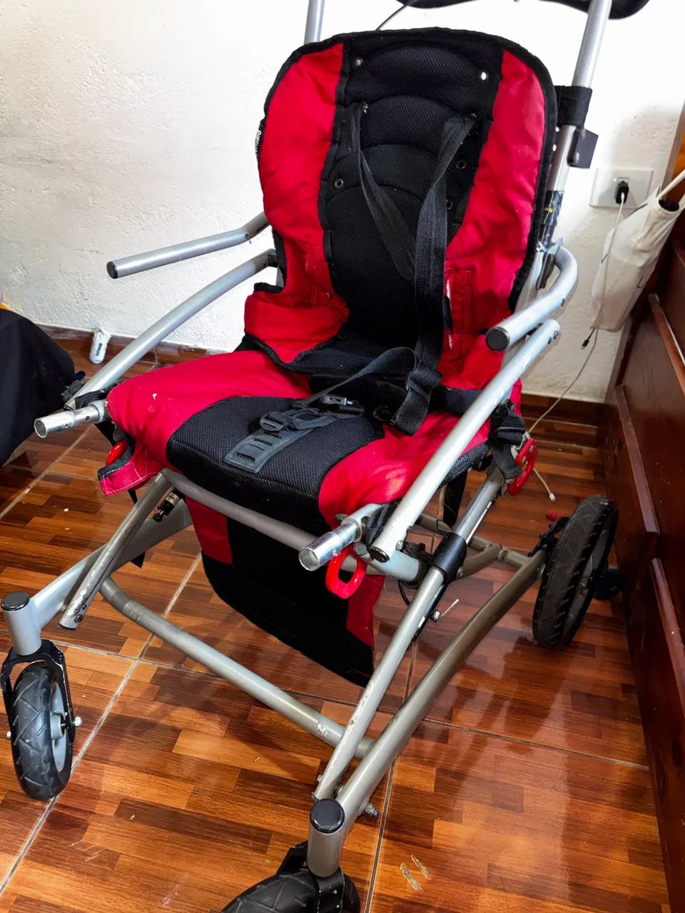 Carrinho Postural Rodeio Convaid tamanho 16