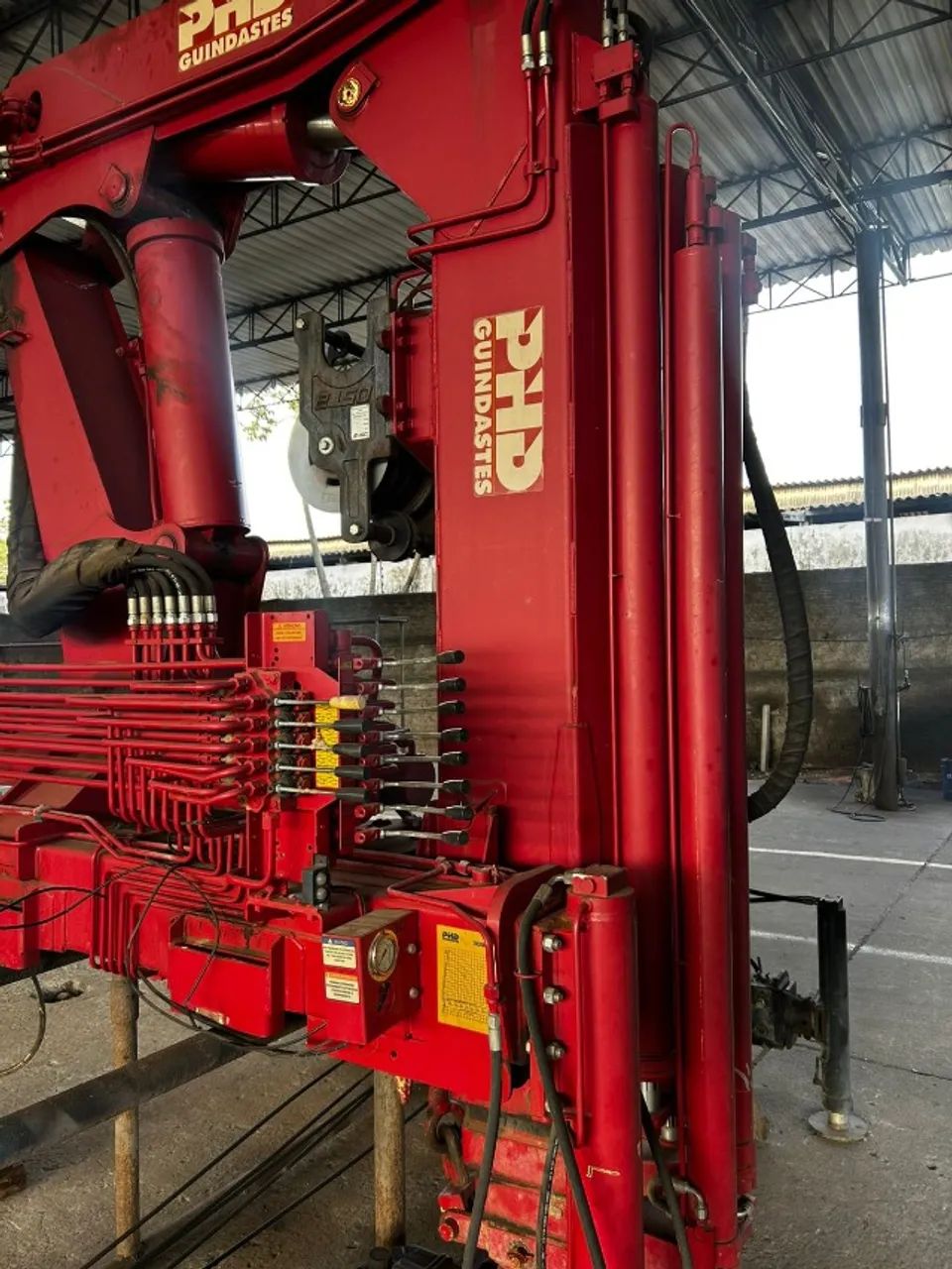 MULK PHD 30006 COM GUINCHO REBOCADOR - Foto 4