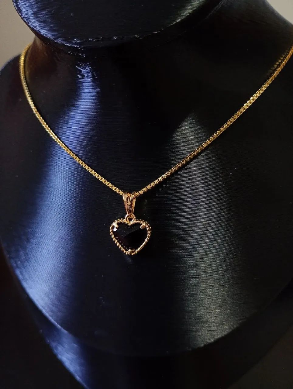 Colar Feminino Coração Black