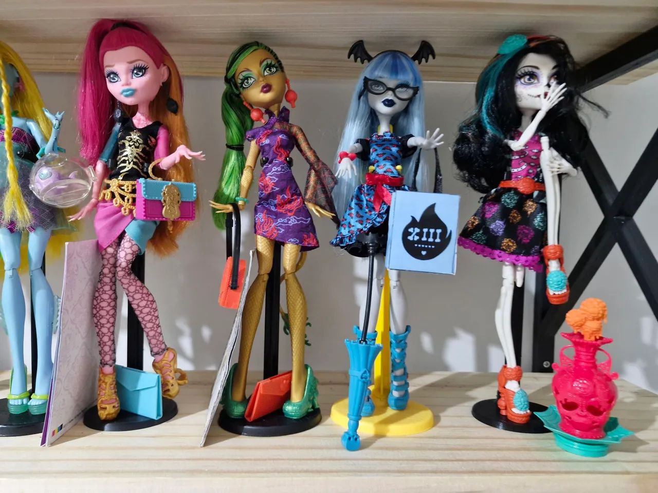 LOTE MONSTER HIGH  - Foto 3