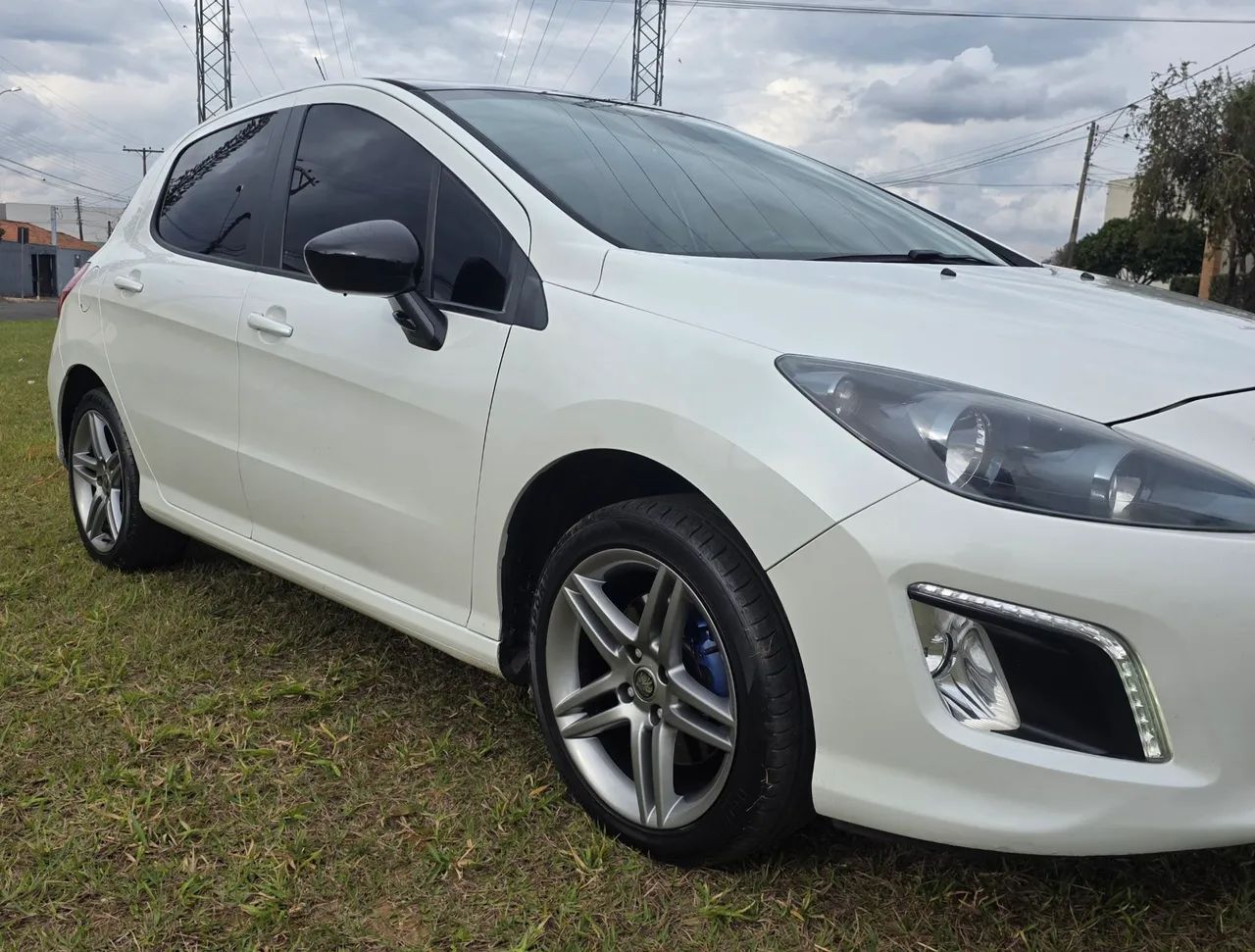 Peugeot 308 308 Feline/Griffe 1.6 Turbo 16V 5p Aut. 2015