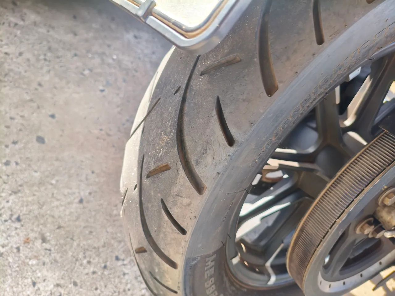 Harley Davidson 883 2018 - Foto 3