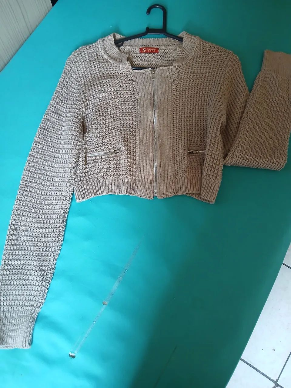 Vestido (G) e casaquinho em tricô (M) - Foto 2