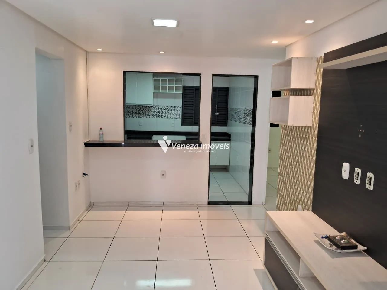 Apartamento com Embutidos, 2 quartos e Garagem Coberta para Venda | Morada Nova
