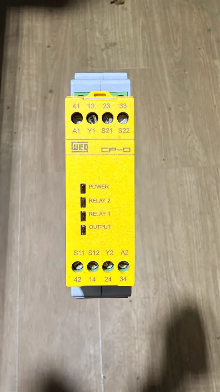 Relê de segurança WEG CP-D 24 volts