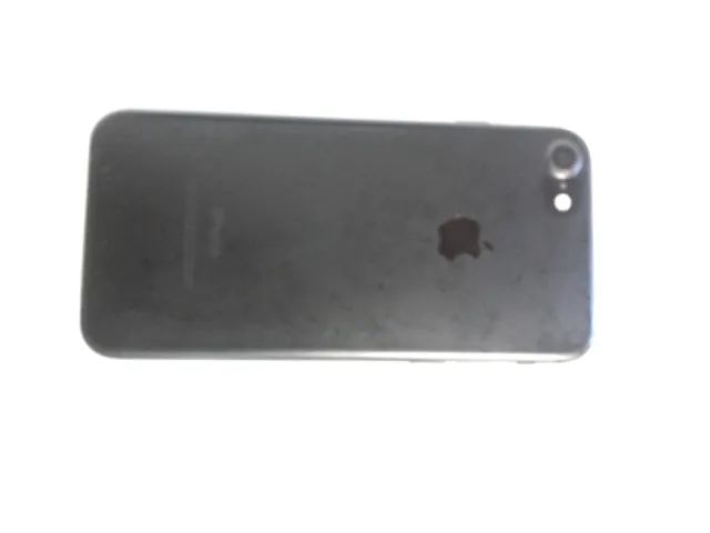 iPhone 7 (sem serviço e com Touch ID sem funcionar)